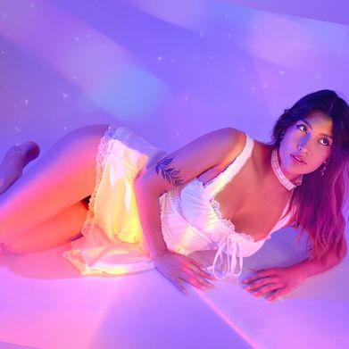 𝙑𝒊𝙤𝒍𝙚𝒕 🌸 | 𝑴𝙖𝒈𝙞𝒄𝙖𝒍 𝑵𝙮𝒎𝙥𝒉 ✨ (nymphviolet) Header Photo Added 2025-09-14