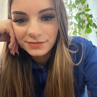 Lily Lyric (lilylyric) Profile Photo Added 2025-03-28