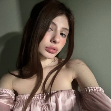 🤭Lil Vixen🤭 Added Photo on 2025-03-19