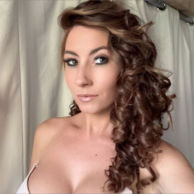 Valentina Mia (valentinamiadream) OnlyFans Profile Image