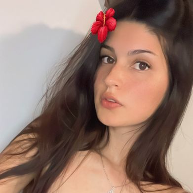 🌸Sasha🌸 (sashaa_lov) Profile Photo Added 2025-07-15