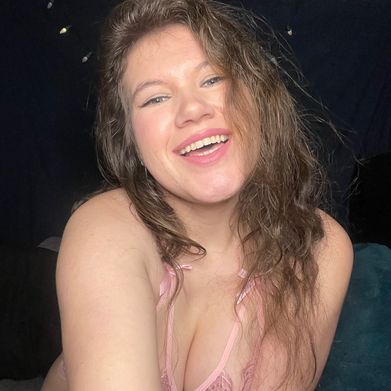 Serena wolf (serenawolf8881) OnlyFans profile photo