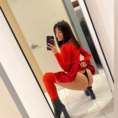 Aleja 🍑 (alejarose7) Profile Photo Added 2025-01-29