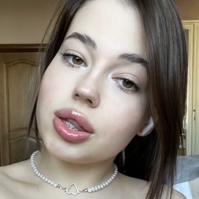 Chloe🎀 (chloe_sugar) Profile Photo Added 2025-05-11