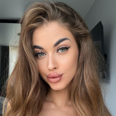 𝓐𝓻𝓲𝓪𝓷𝓪 🍭 Added Photo on 2025-09-07