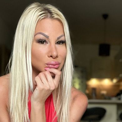 SusySassy (susysassy) Header Photo Added 2024-06-03