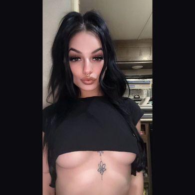 𝐺𝒾𝑔𝒾 Added Photo on 2025-03-16