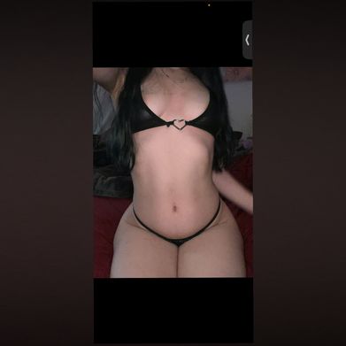 Estellaraven (estellaraven888) Header Photo Added 2025-02-19