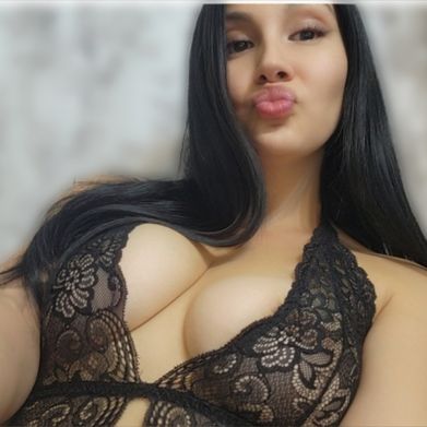 Phoenix (phenixpluma) Profile Photo Added 2025-02-03