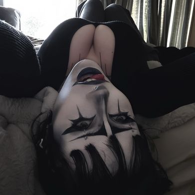 Mary 🖤🦇 (marythevamp) Profile Photo Added 2025-08-18