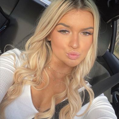 OnlyFans Model Renae Erica (renaerides) Profile Image