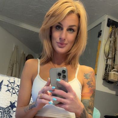 Ashley (kinkyash89) Profile Photo Added 2025-07-28