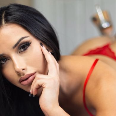 Anissa 🖤 (YOUR NAUGTHY GAMER BABE 🎮) (anissagodina) Header Photo Added 2024-09-14