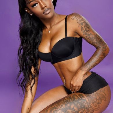 ~ Lia ./ 🎀 (ilovephotographyyy) Profile Photo Added 2025-05-20