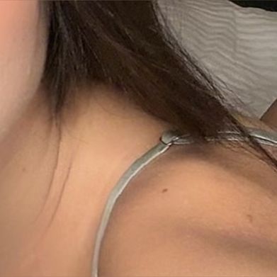 Emma🌹 (emmalikestheflowers) Header Photo Added 2025-07-31