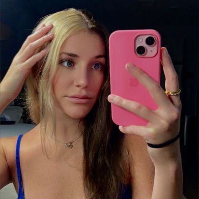 Shannna B🍌 (shanna_banana) Profile Photo Added 2025-01-03