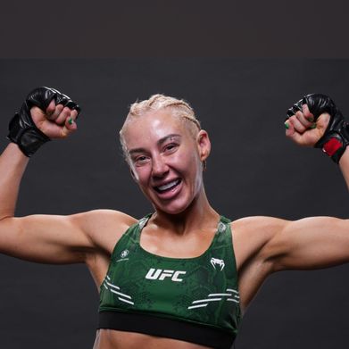 Shauna Bannon (shaunabannon) Header Photo Added 2025-03-15