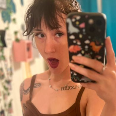 Daisy Lee (itzdaisylee) Profile Photo Added 2025-01-29