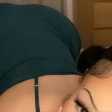 Zoe kayaa 💎 Britain’s Baddest 🇬🇧 (zoefknwhat) Header Photo Added 2025-10-24