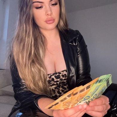 OnlyFans Model Sophie 🔥 (hotsophie03) Profile Image