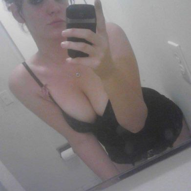 XXXRAEted666 Added Photo on 2025-04-01