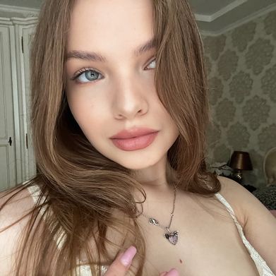 Mur🍓 (murcadi) Profile Photo Added 2024-12-02