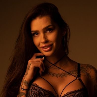 𝑰𝒏𝒌𝒆𝒅 𝑩𝒂𝒓𝒃𝒊𝒆 𝑯𝒂𝒏𝒏𝒂 💖 (ink_n_pink) Profile Photo Added 2025-11-11