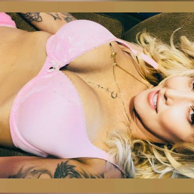 Love Corrie Added Photo on 2025-07-02