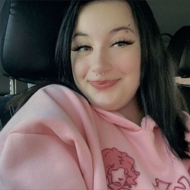 Lover Girl (velvetfuxy) Profile Photo Added 2025-01-02