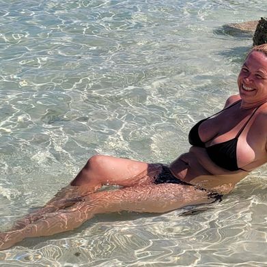 HotwifeMel73 (hotwifemel73) Header Photo Added 2024-10-15