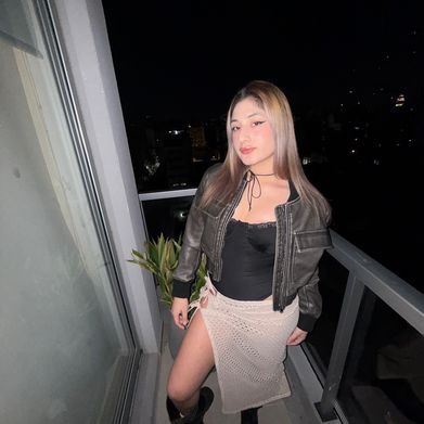 Alina Love (alina_love25) Header Photo Added 2025-06-06