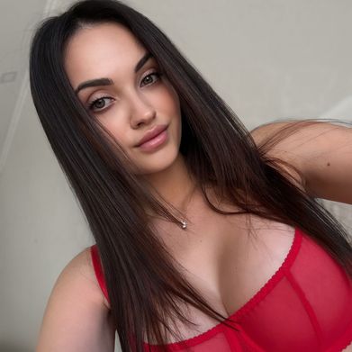 Elina (meganloove) Profile Photo Added 2025-06-24