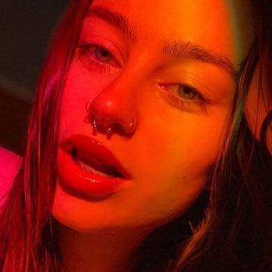 mia (miaxarcher) Profile Photo Added 2024-07-30