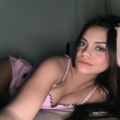 daisyy✨ (daisyclouu) Header Photo Added 2025-06-04