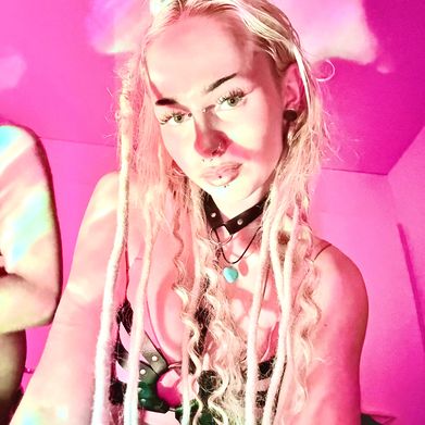 Serenesunsetxfree💋 (serenesunsetxfree) Profile Image