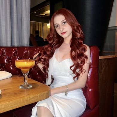 Katherine (k.a.therine) Header Photo Added 2025-09-23