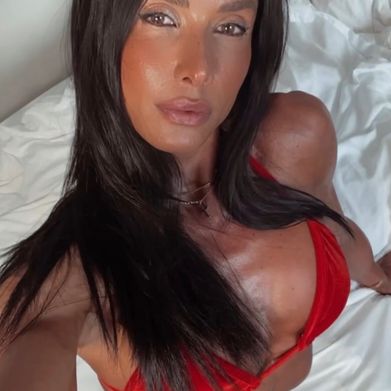 Alessandra Medici (alessandramedici) Profile Photo Added 2025-06-04