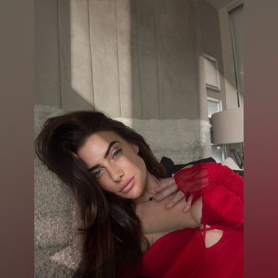 Kelly Blake (kellyblake2024) Header Photo Added 2025-09-07