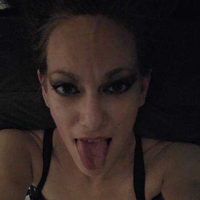 Amputee Lesley Love (lesleylovexoxo) Header Photo Added 2025-08-13