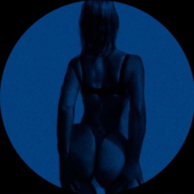 JENNIFER ARIAA Added Photo on 2025-04-07