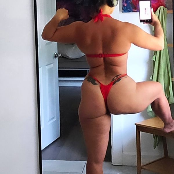 Muscle Mommy (musclemommy44) OnlyFans profile photo