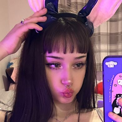 Phiia 🦇 (phiiahunni) Profile Photo Added 2025-01-15