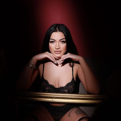 it's our secret 😈 (juicyjulie01) Profile Photo Added 2024-06-28