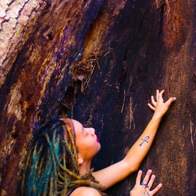 🏮 Zenobia 🌱 (zenxbia) Header Photo Added 2025-10-30