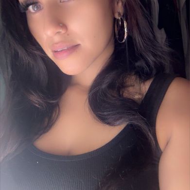 Gina L (damn_gina93) OnlyFans Profile Image