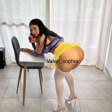 Valentina (valensophia) Header Photo Added 2025-02-11