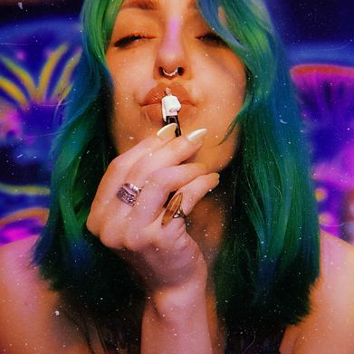 OnlyFans Model Giantess Kira Crush (kiiracrush) Profile Image