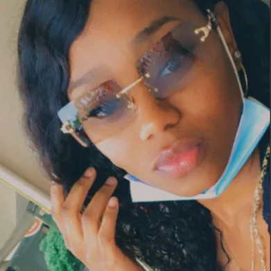 Petite Profile Photo