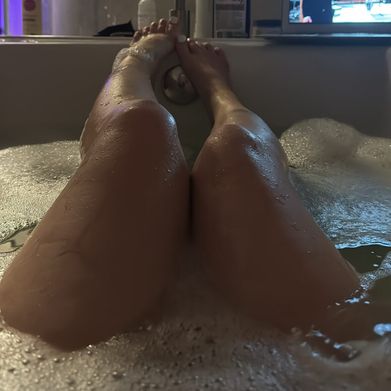 Lulu White (luvlulu444) Header Photo Added 2025-04-07