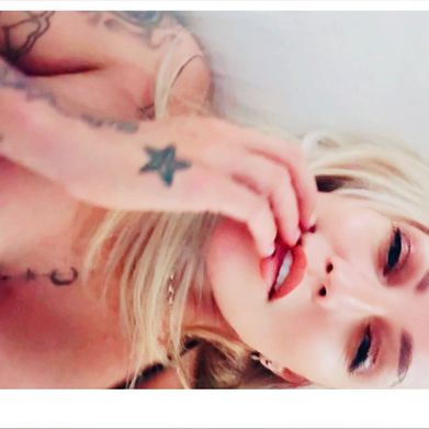 Love Corrie Added Photo on 2025-10-10